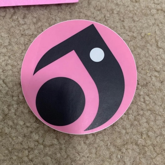 Pink Lokai Bracelet - Picture 4 of 4